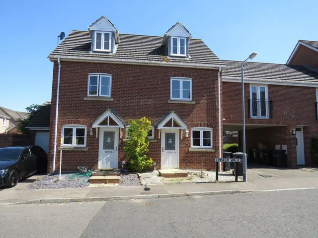 Linseed Walk, Downham Market, PE38, photo 1