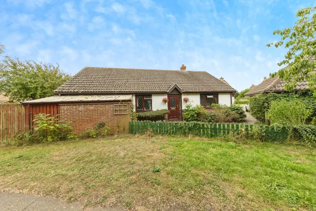 Capel Park, Frinton-On-Sea, CO13, photo 2