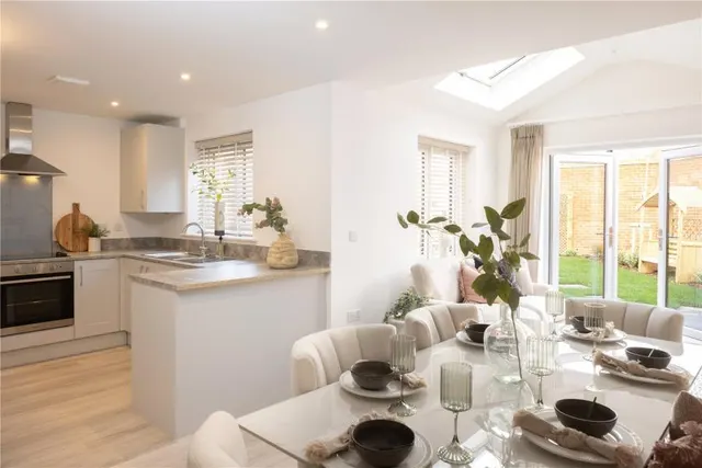 Worting Park, Basingstoke, RG23, photo 1