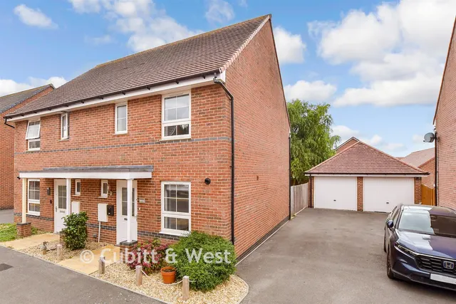 Randall Way, Littlehampton, BN17, photo 1