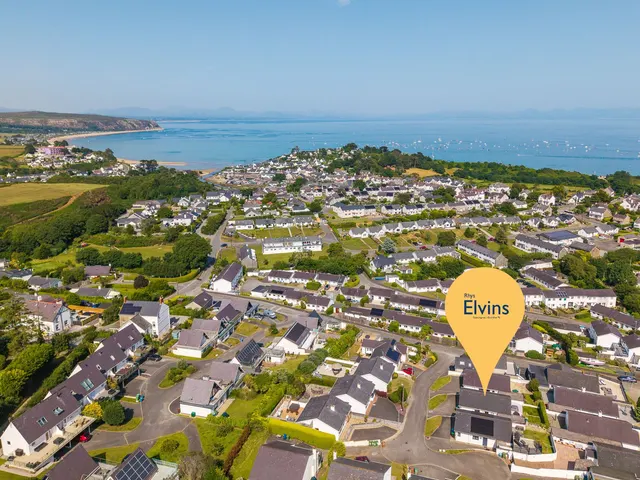 73, Cae du Estate, Abersoch, Pwllheli, Gwynedd, LL53 7DJ, photo 1