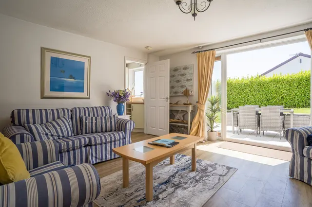 Photo 3 — 73, Cae du Estate, Abersoch, Pwllheli, Gwynedd, LL53 7DJ