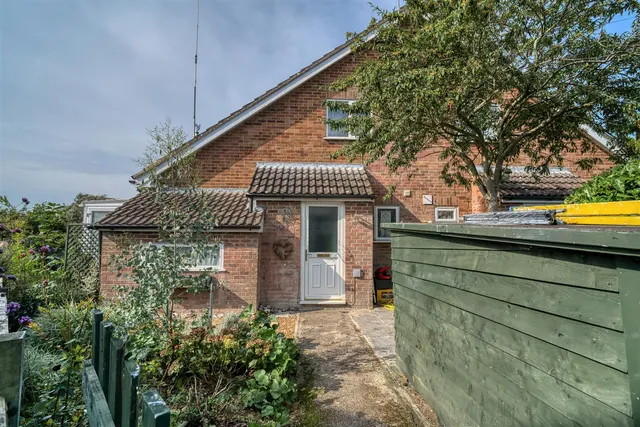 Blackmore Road, Shaftesbury, photo 1