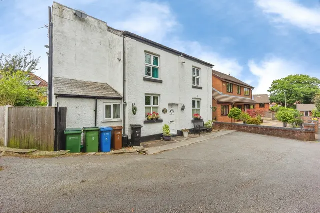 Photo 3 — Beamsmoor Close, Marple, Stockport, Greater Manchester, SK6