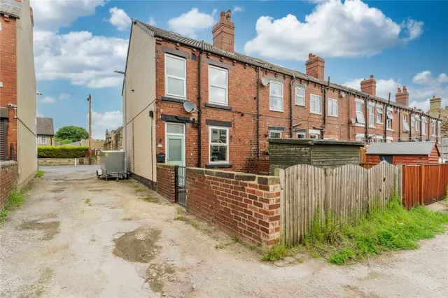 Bell Lane, Ackworth, WF7, photo 2