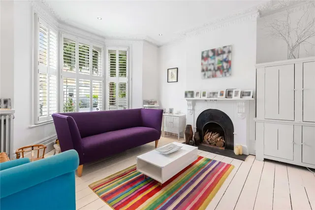 Photo 3 — Endlesham Road, London, SW12 8JL