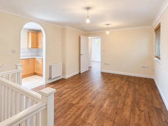 Realgar Court, Sittingbourne, ME10, photo 3