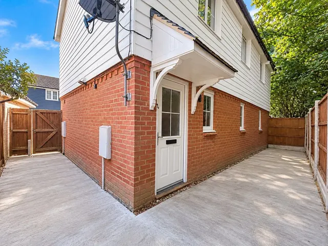 Realgar Court, Sittingbourne, ME10, photo 2