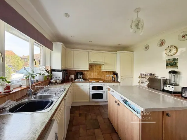 Station Road, St Helens, PO33, photo 2