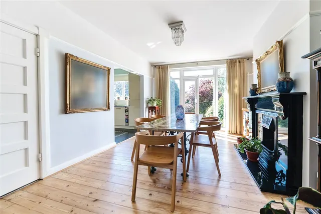 Photo 3 — Wood Lodge Lane, West Wickham, BR4