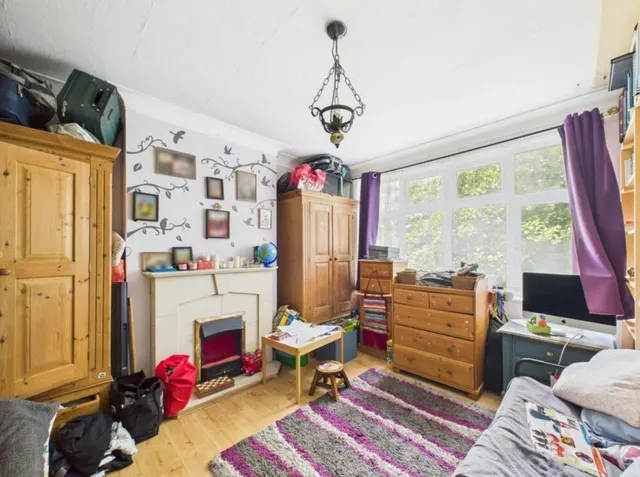Blundell Road, Edgware, HA8, photo 3
