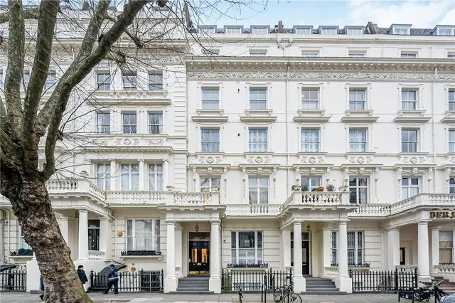 Photo 2 — Inverness Terrace, London, W2