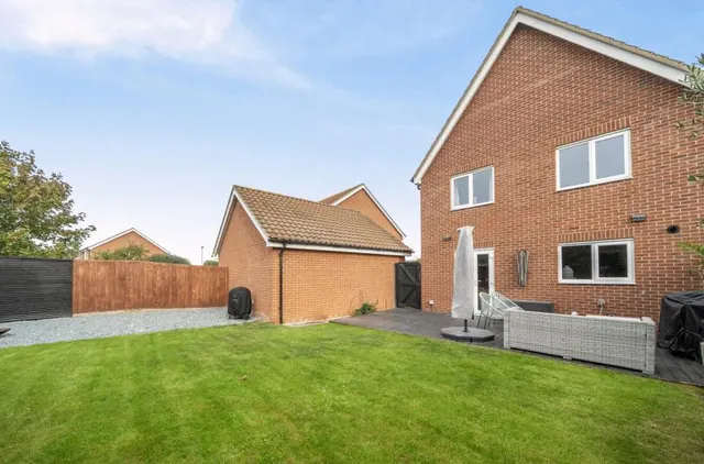 Goslings Way, Trimley St. Martin, IP11, photo 2