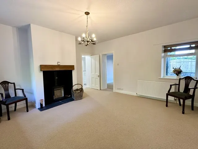 Scholes Lane, Scholes, BD19, photo 2