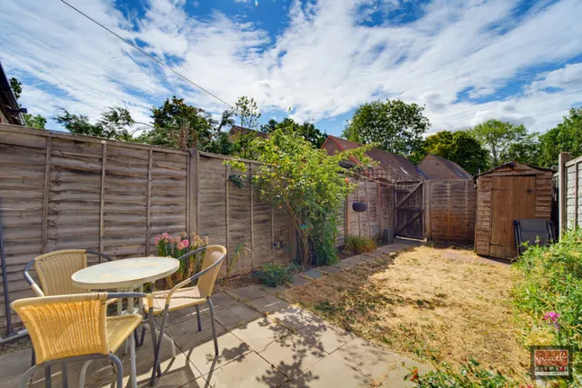 Ferndale Road, Ashford, TW15, photo 3