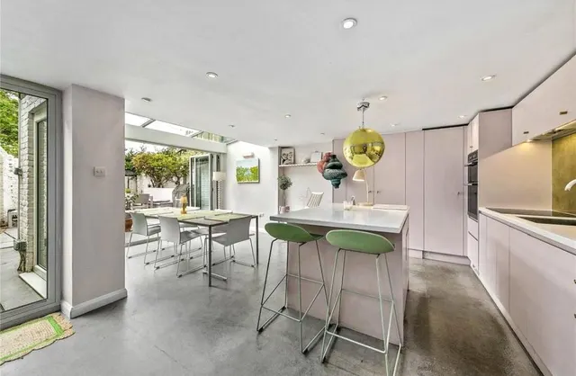 The Vineyard, Richmond, TW10, photo 2