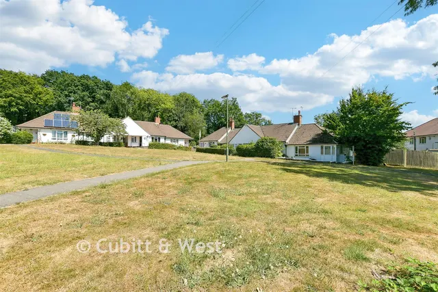 Juniper Road, Reigate, RH2, photo 1