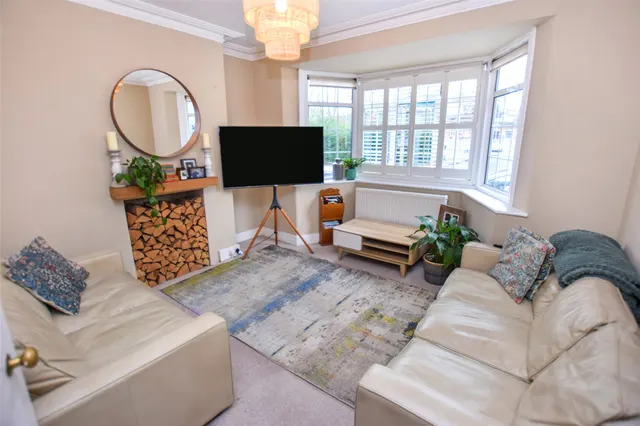 Photo 3 — Union Street, Farnborough, Hampshire, GU14 7QB