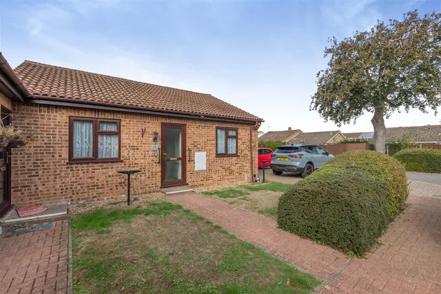 Russet Court, Coxheath, photo 1