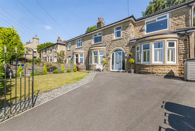 Grane Road, Haslingden, Rossendale, BB4 4PB, photo 1
