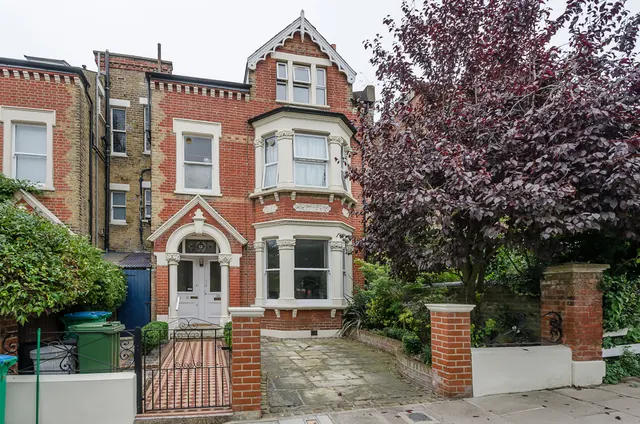 Onslow Road, Richmond, TW10, photo 1