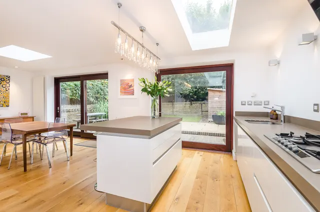 Photo 2 — Onslow Road, Richmond, TW10
