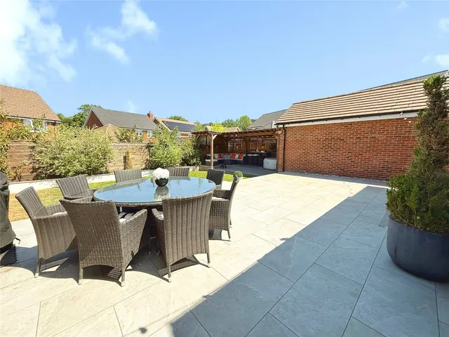 Photo 2 — Urnfield, Yateley, Hampshire, GU46 7AX