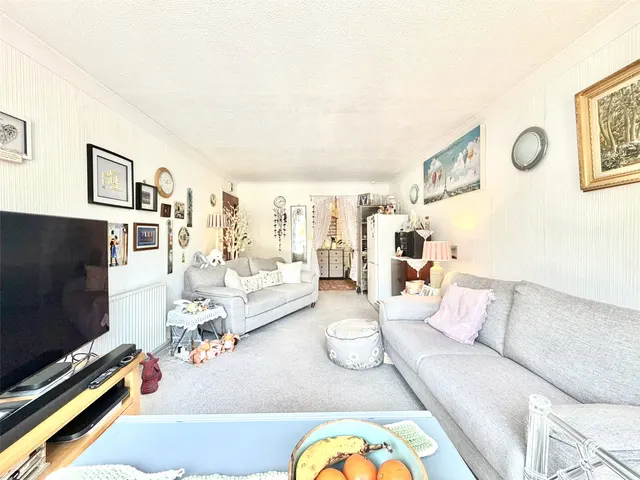 Bidston Road, Prenton, CH43, photo 2