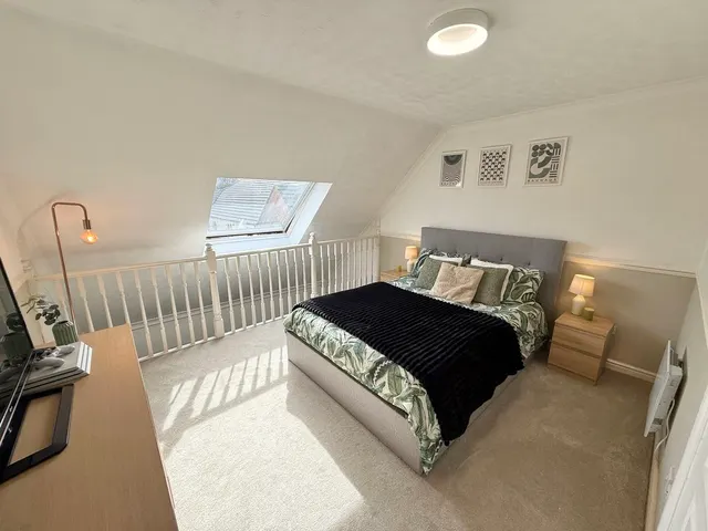 Photo 2 — Augustus Road, Hockliffe LU7 9NS