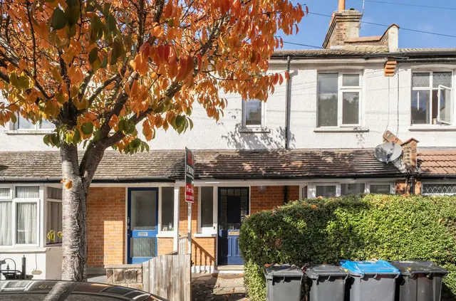 Lansdowne Road, Purley, CR8, photo 1