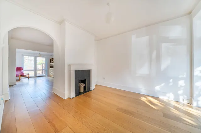 Lansdowne Road, Purley, CR8, photo 3