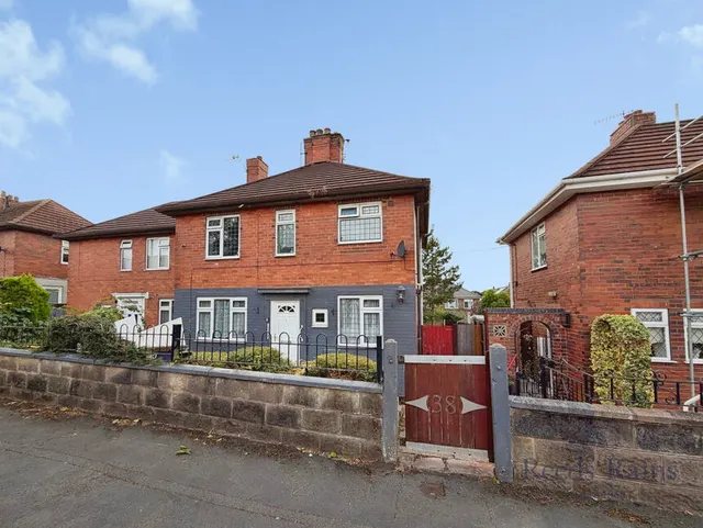 Newhouse Road, Stoke-on-Trent, Staffordshire, ST2, photo 1