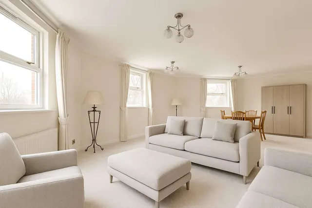 Nightingale Lane, London, SW4 9AH, photo 1