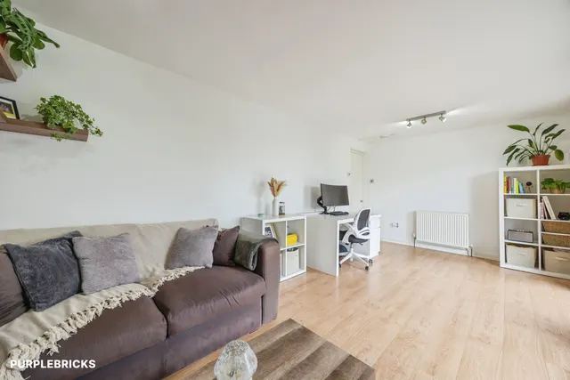 Barntongate Drive, Edinburgh, EH4, photo 3