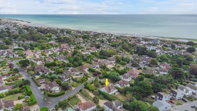 Photo 2 — West Close, Middleton-on-Sea, West Sussex, PO22 7RP