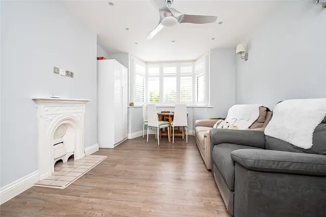 Beech Way, Twickenham, TW2, photo 3