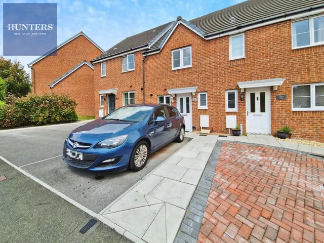 Wood Green, Bridgend, photo 1