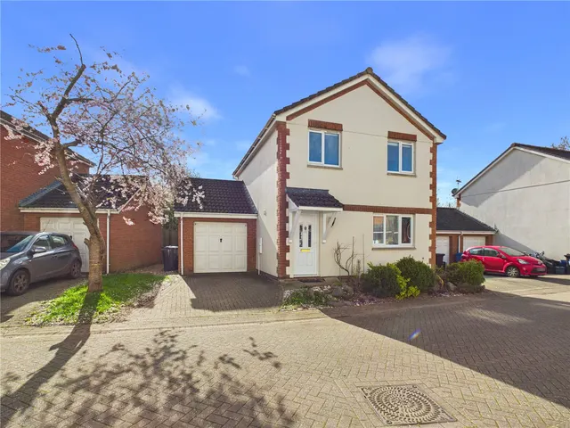 Bassetts Close, Copplestone, EX17, photo 1