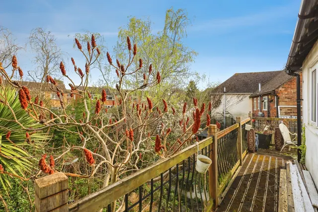 Harebeating Crescent, Hailsham, BN27, photo 2