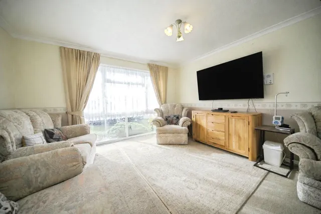 Photo 2 — Hickling Drive, BURY ST. EDMUNDS, Suffolk, IP33