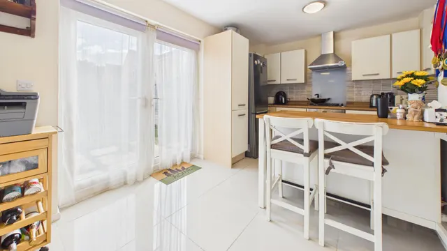 Shelsley Walsh Rise, Bourne, PE10, photo 2