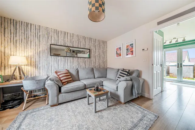 Bull Lane, Chippenham, SN15, photo 3