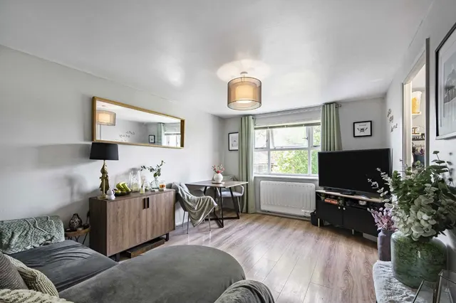 Henry Doulton Drive, SW17, photo 2