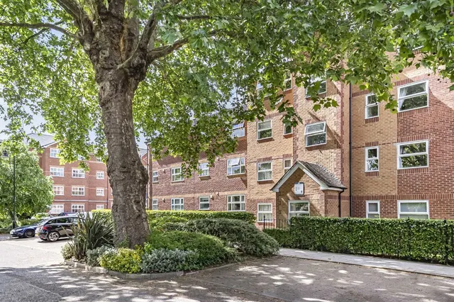 Henry Doulton Drive, SW17, photo 1