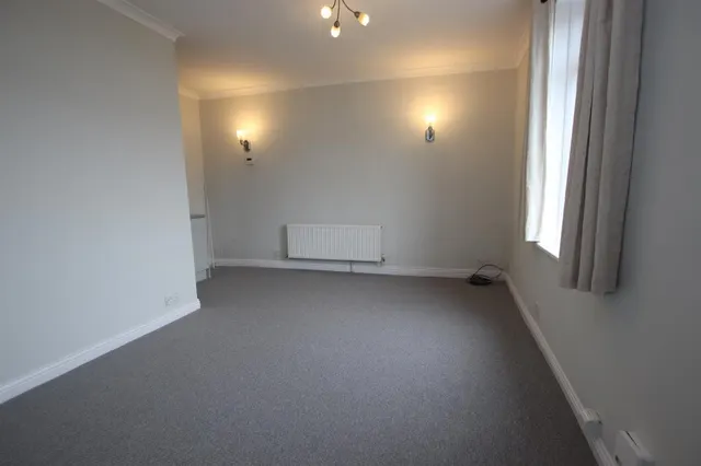 Planetrees Street, Allerton, photo 3