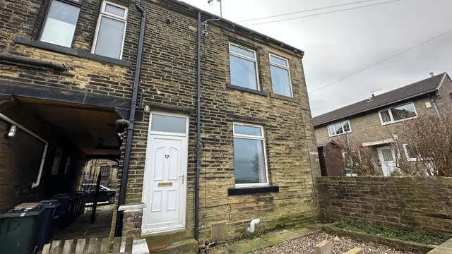 2 bedroom house, Planetrees Street, Allerton