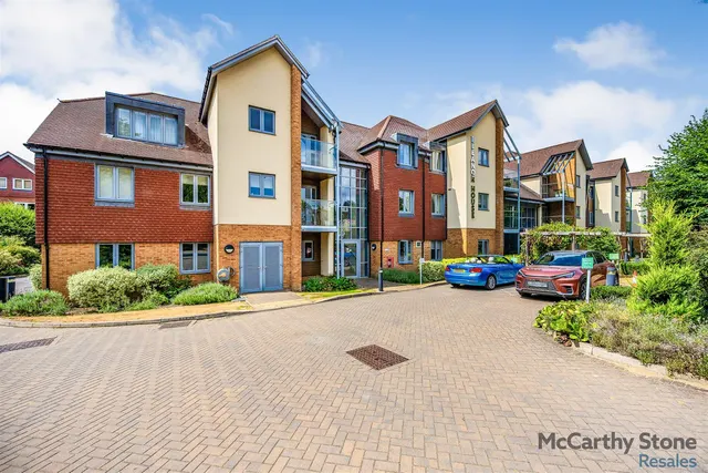 London Road, St. Albans, AL1, photo 1