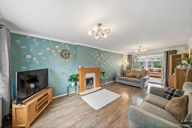 Photo 2 — Grantwood, Ashton-In-Makerfield, Wigan, Wigan, WN4 8LW