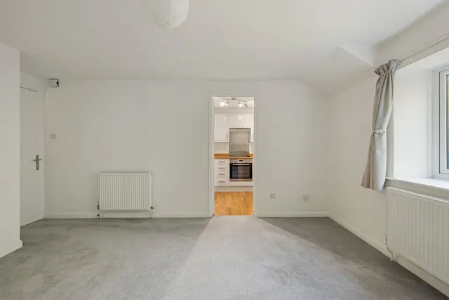 Chiltlee Manor Estate, Liphook, GU30, photo 3