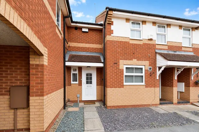 Photo 3 — Deepwell Court, Halfway, Sheffield, S20